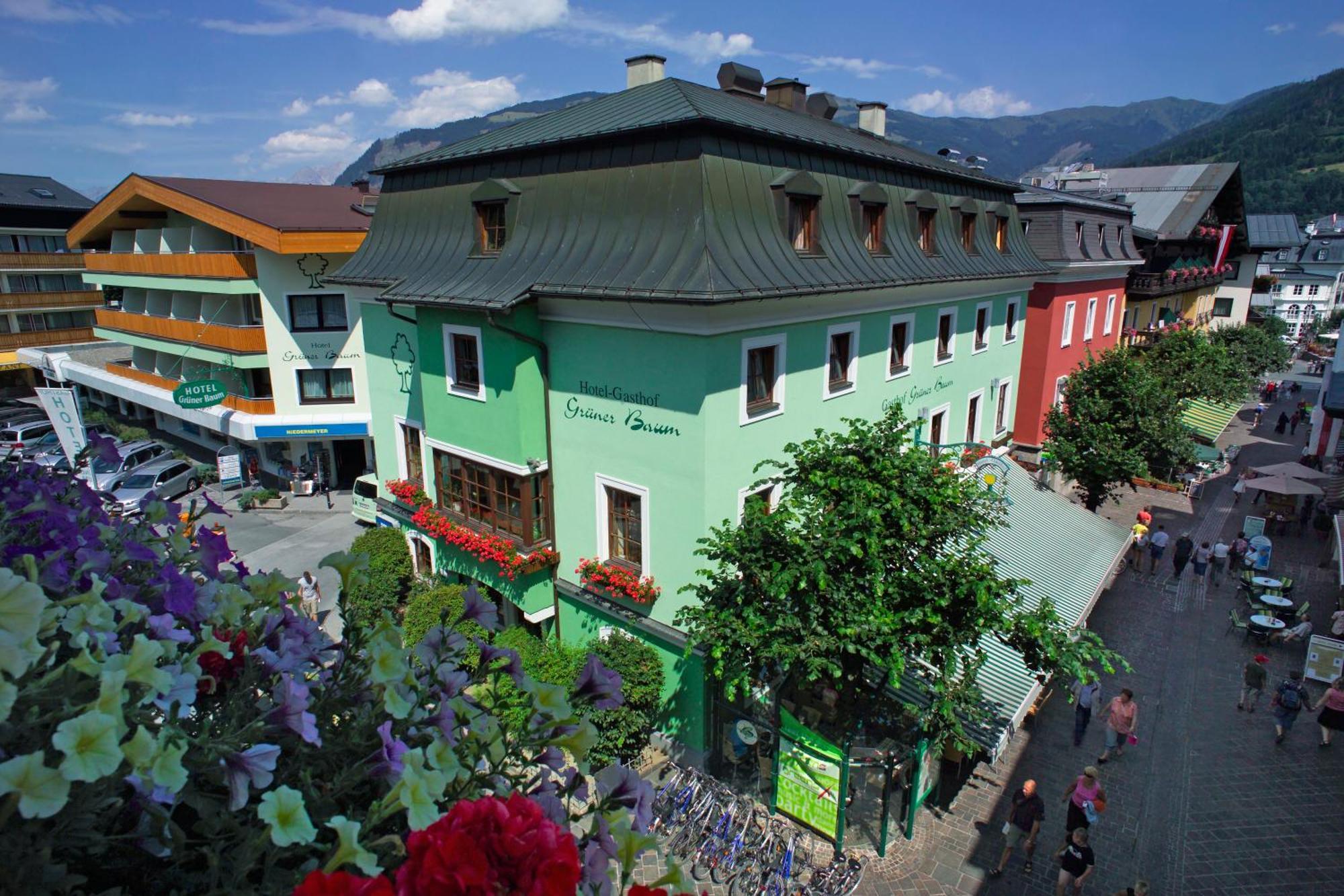 Hotel Gruener Baum Zell am See Exterior photo